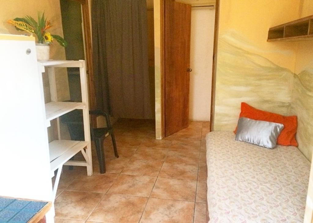 Flamingo Cabinas Hotel Playa Flamingo Exterior photo